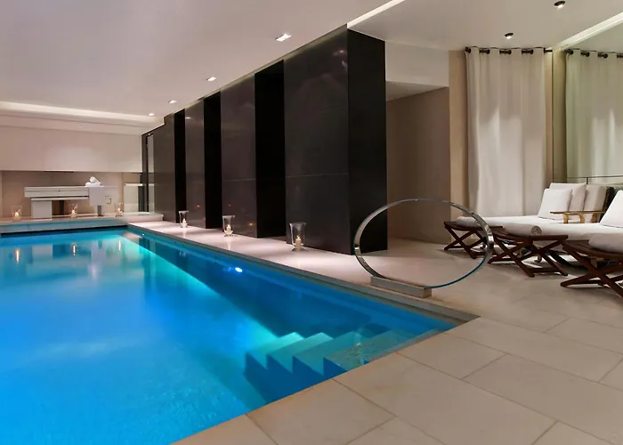 Le Metropolitan, Tour Eiffel, A Tribute PortfolioHotel Parijs